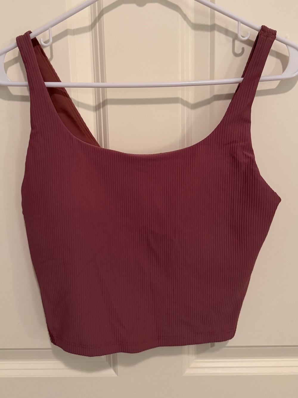 Old Navy Active Powersoft Light
Support Go-Dry Long Line
Sports Ribbed Bra- M